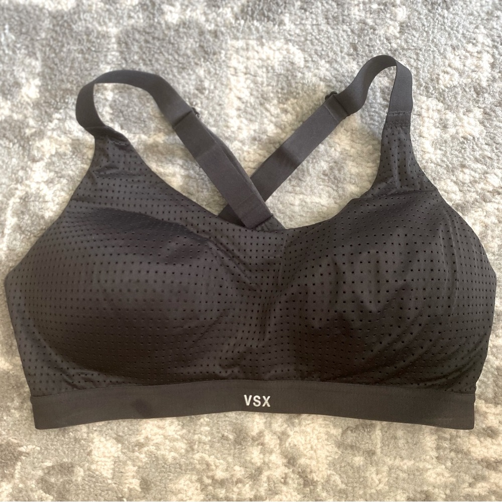 Victoria’s Secret Sport Lightweight Sports Bra